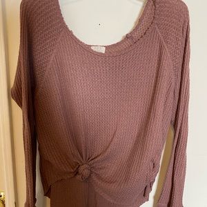 Waffle knit light sweater
